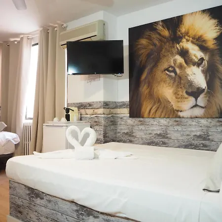 Suits Centro Historico, Establecimiento Automatizado-fast Auto Check In&out, Solo Adultos-adults Only Hotel Walencja